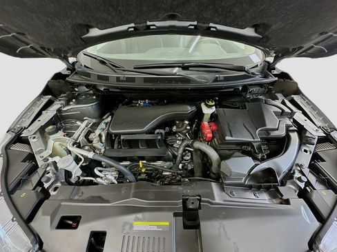 Used 2022 Nissan Rogue Sport SL w/ Premium Package image 35