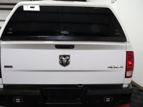 Used 2015 RAM 3500 SLT AWD/4WD image 12