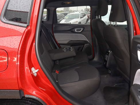 Used 2024 Jeep Compass Sport AWD/4WD image 21