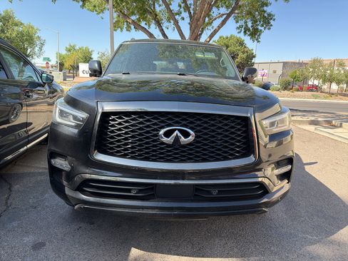 Used 2024 INFINITI QX80 Sensory AWD/4WD image 2