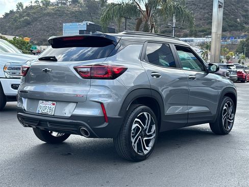 Used 2026 Chevrolet TrailBlazer RS w/ Driver Confidence Package image 10