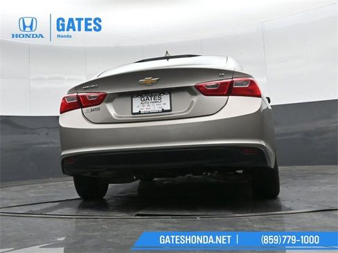 Used 2023 Chevrolet Malibu LT image 30