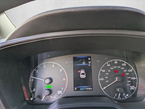 Used 2023 Toyota Corolla LE image 11