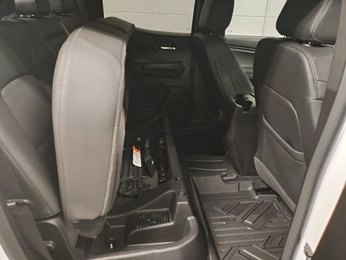 New 2026 GMC Canyon Elevation w/ Convenience Package image 13