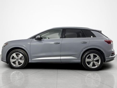 Used 2023 Audi Q4 e-tron Prestige AWD/4WD image 2