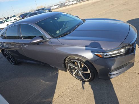 Used 2019 Honda Accord Sport image 4