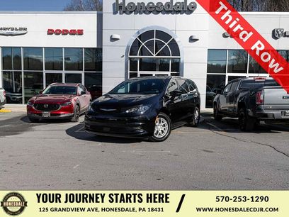 New 2026 Chrysler Voyager LX