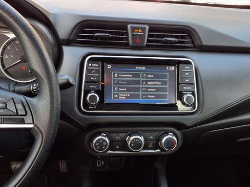 Used 2021 Nissan Versa S image 15