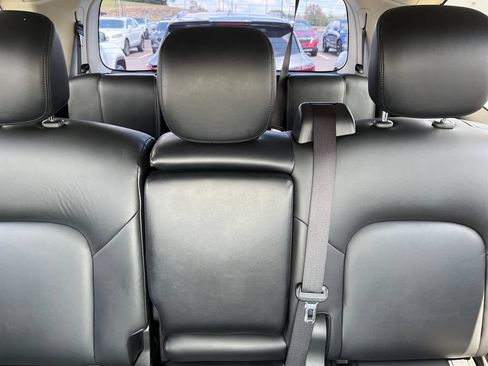 Used 2024 Nissan Armada SV AWD/4WD image 22