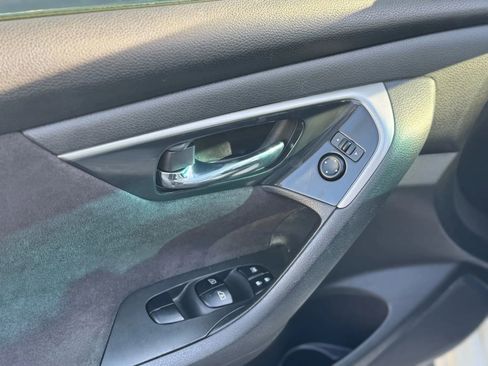 Used 2013 Nissan Altima 2.5 SV w/ 2.5SV Convenience Pkg image 21