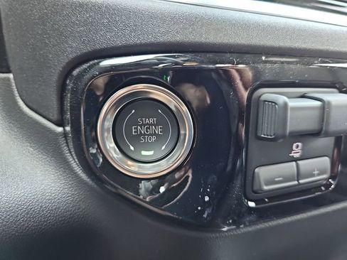 New 2026 Chevrolet Silverado 1500 High Country w/ Technology Package AWD/4WD image 17