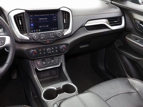 Used 2020 GMC Terrain SLT w/ Preferred Package image 25