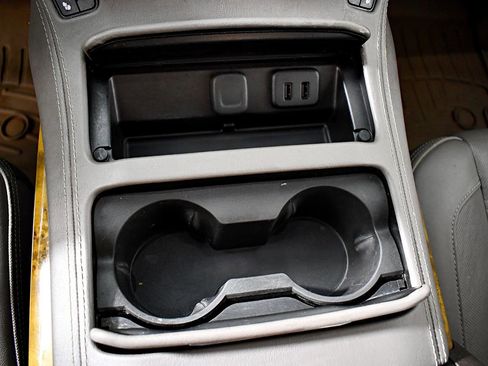 Used 2017 GMC Yukon XL Denali w/ Open Road Package image 37