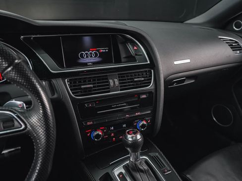 Used 2013 Audi RS 5 AWD/4WD image 44