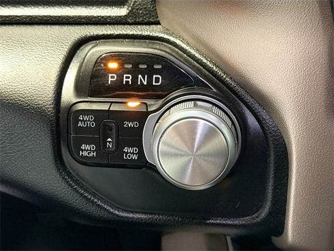 Used 2019 RAM 1500 Laramie w/ Black Appearance Package image 15