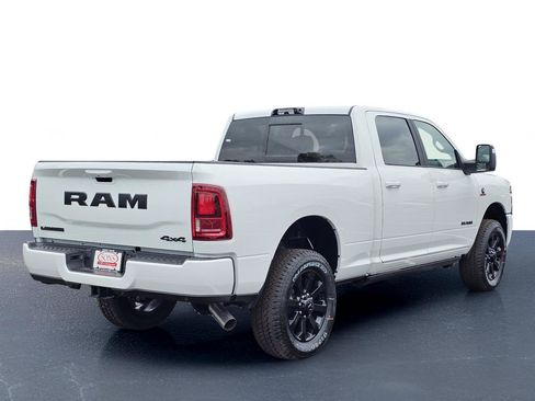 New 2026 RAM 2500 Laramie AWD/4WD image 10