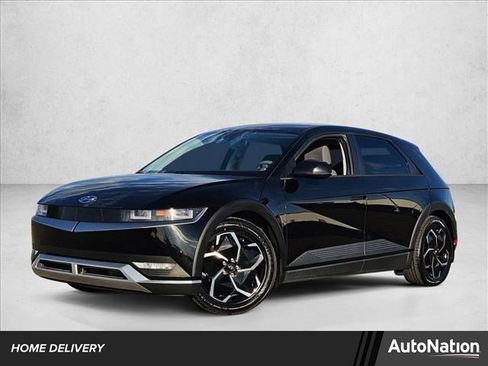 Used 2022 Hyundai Ioniq 5 SE image 1