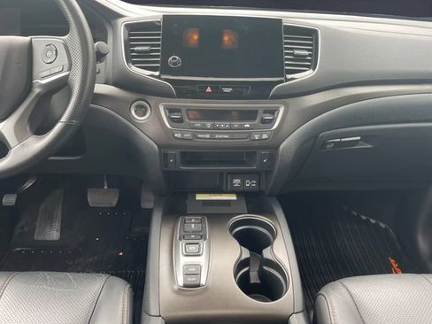 Certified 2023 Honda Passport TrailSport image 11