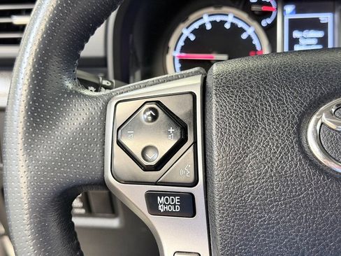 Used 2020 Toyota 4Runner Limited AWD/4WD image 48