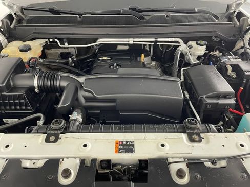 Used 2018 Chevrolet Colorado W/T AWD/4WD image 19