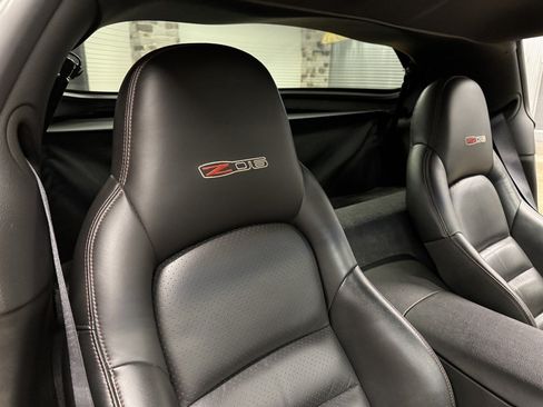 Used 2006 Chevrolet Corvette Z06 w/ Preferred Equipment Group RWD image 34