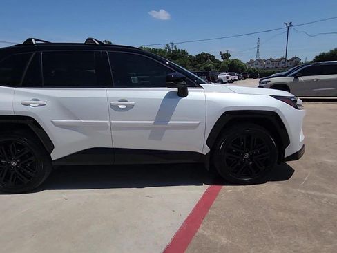 Used 2026 Toyota RAV4 XSE w/ Weather Package AWD/4WD image 9