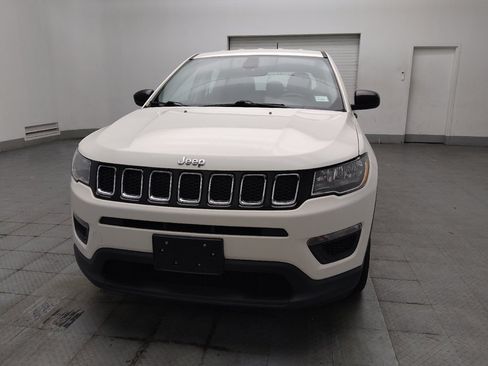 Used 2018 Jeep Compass Sport FWD image 15
