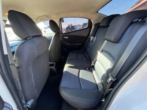 Used 2019 Toyota Yaris LE image 12