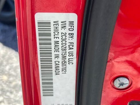 Used 2021 Dodge Challenger R/T w/ Driver Convenience Group RWD image 30