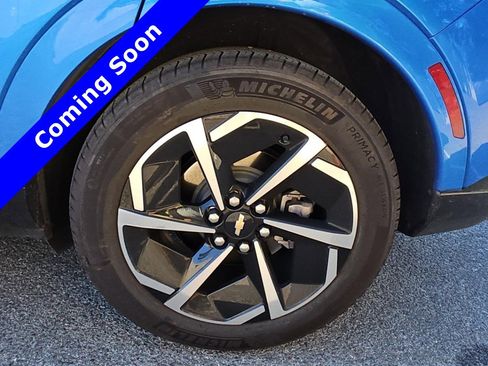 Used 2024 Chevrolet Equinox EV LT image 13