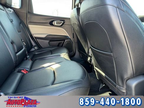 Used 2025 Jeep Compass Limited image 45