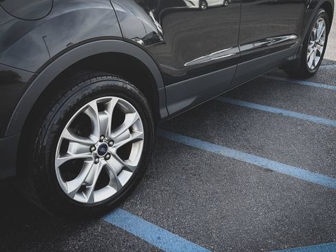 Used 2013 Ford Escape SEL FWD image 28