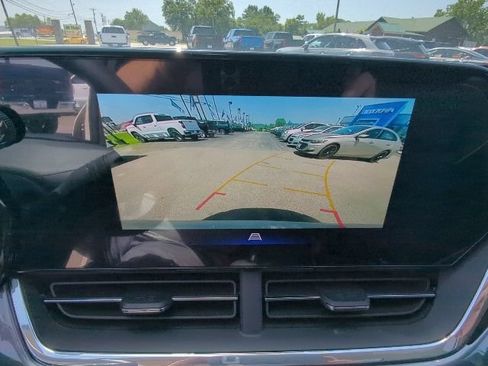 New 2026 Chevrolet Trax ACTIV w/ Sunroof Package FWD image 19