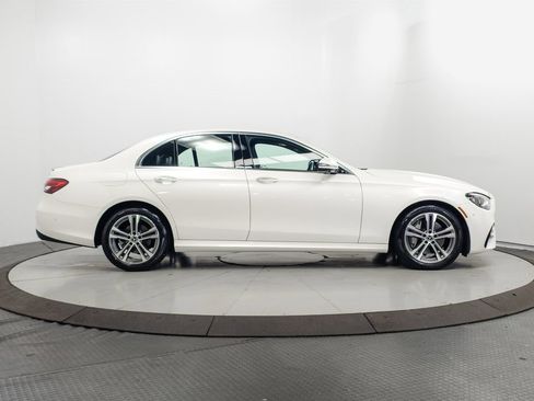 Certified 2022 Mercedes-Benz E 350 4MATIC Sedan image 33