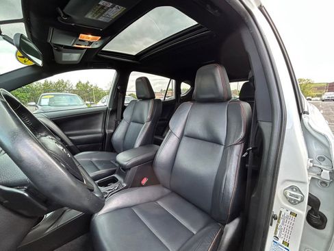 Used 2016 Toyota RAV4 SE AWD/4WD image 9