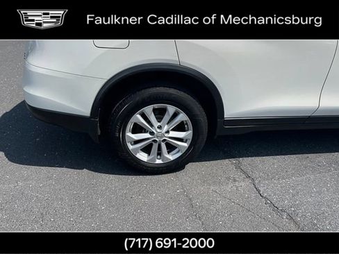 Used 2015 Nissan Rogue SV w/ SV Premium Package AWD/4WD image 28