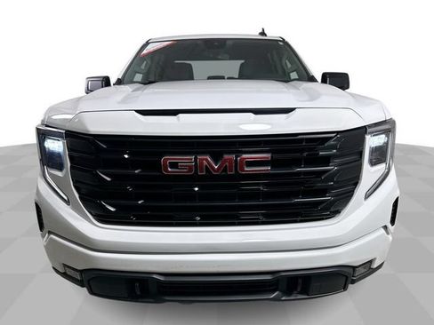 Used 2024 GMC Sierra 1500 Elevation AWD/4WD image 3