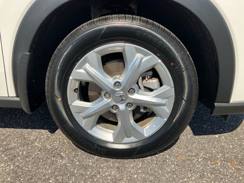 Certified 2024 Honda HR-V LX image 29