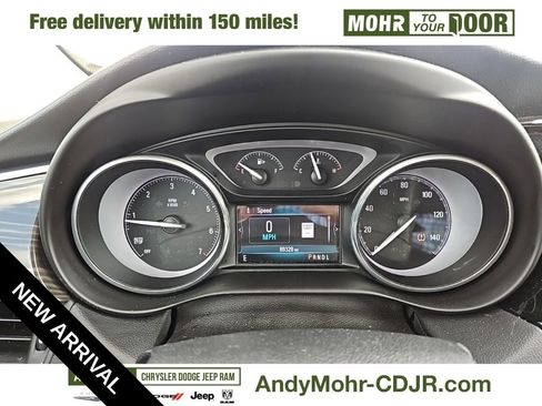 Used 2019 Buick Envision Essence image 9