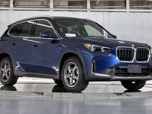 Used 2023 BMW X1 xDrive28i w/ Convenience Package AWD/4WD image 7