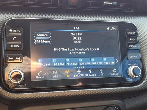 Used 2021 Nissan Kicks SV image 16