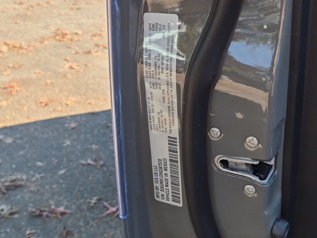 New 2027 RAM 2500 Laramie AWD/4WD image 28