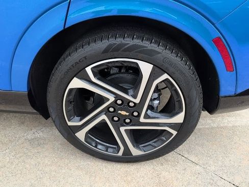 New 2026 Chevrolet Equinox EV LT w/ Active Safety Package 3 FWD image 3
