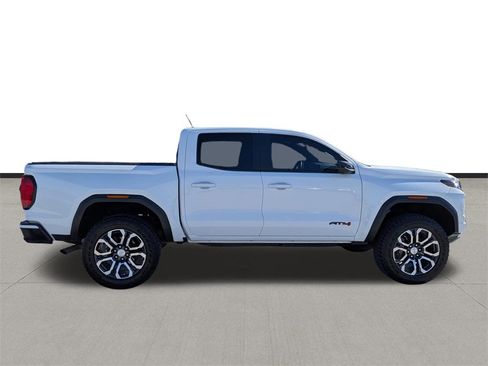 Used 2023 GMC Canyon AT4 w/ AT4 Premium Package image 7