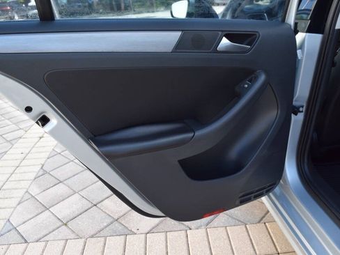 Used 2013 Volkswagen Jetta TDI FWD image 69