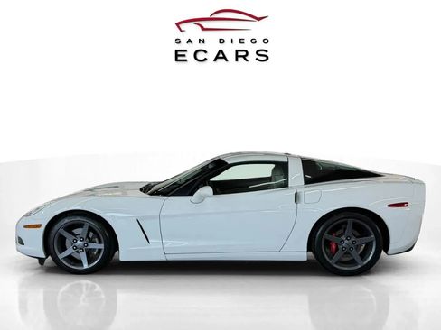 Used 2005 Chevrolet Corvette Coupe w/ Preferred Equipment Group image 8