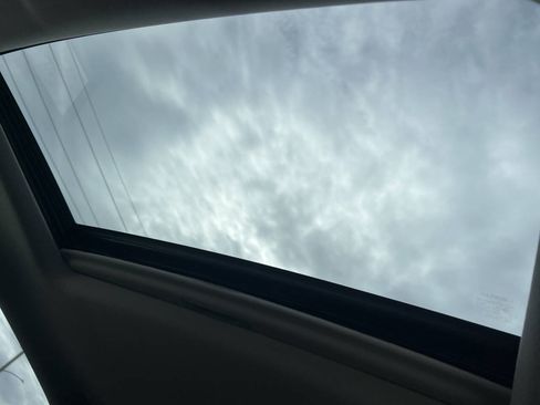 Used 2012 Lexus RX 450h Base AWD 4dr SUV image 24