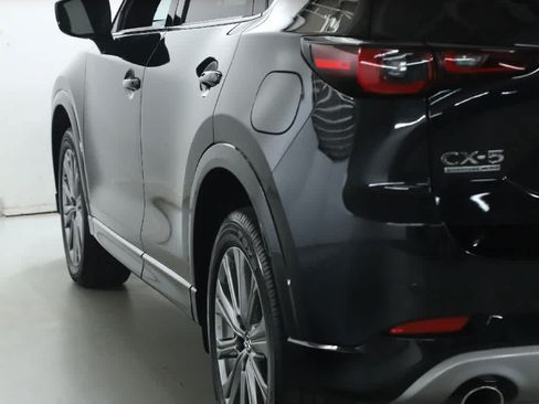 Certified 2024 MAZDA CX-5 Signature AWD/4WD image 41