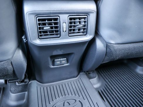 Used 2025 Toyota RAV4 XSE AWD/4WD image 43