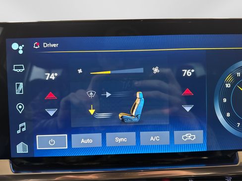 Used 2023 Chevrolet Silverado 1500 RST AWD/4WD image 29